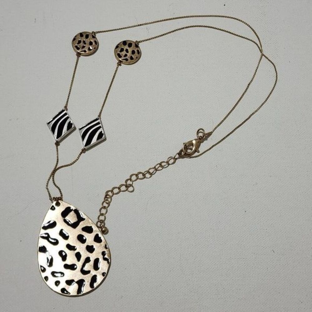 Treska leopard and zebra pendant necklace